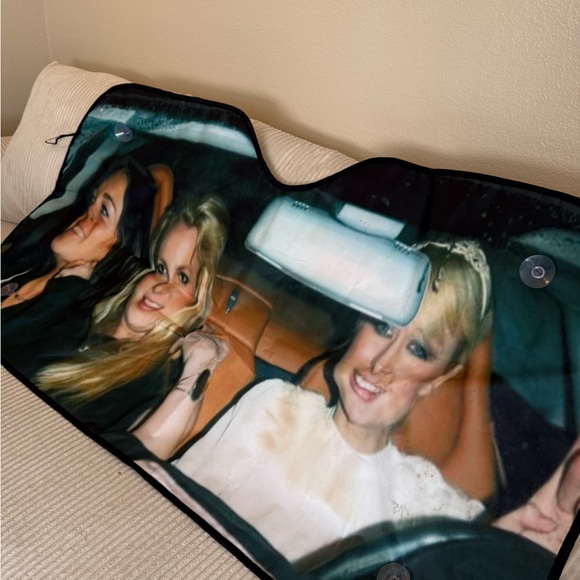 Car Sunshade with Celebrity Print - Picture 1 of 5